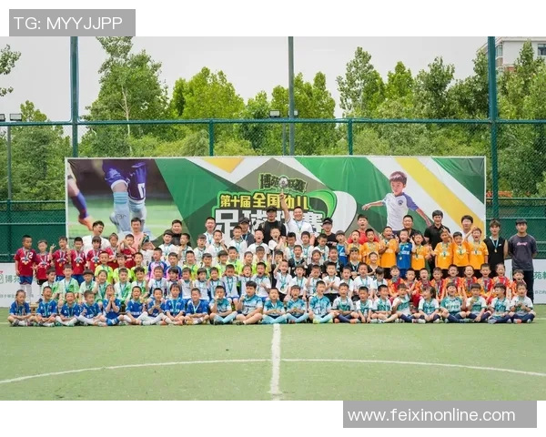 绿茵场上诗意飞扬足球明星与古韵诗句的完美交融 绿茵场上诗意飞扬足球明星与古韵诗句的完美交融